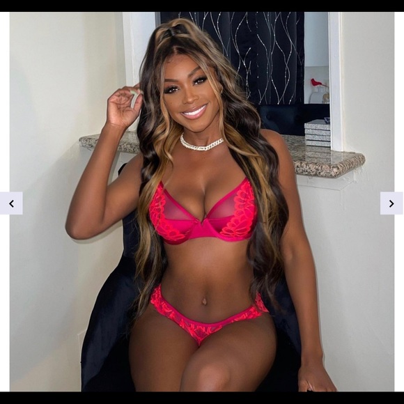 Savage X Fenty. 36C. Goji Berry Red / Pink Smash - Picture 4 of 6